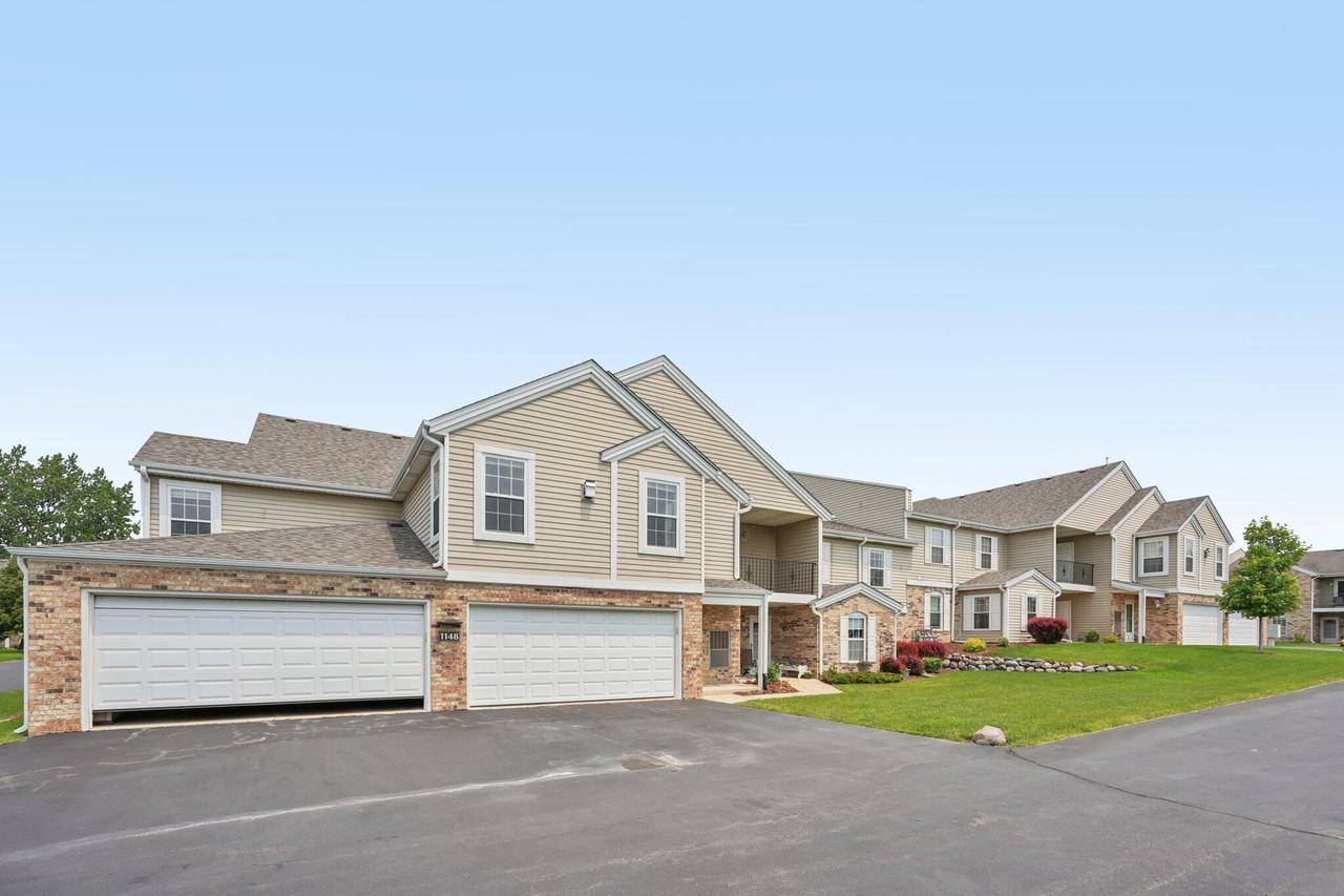 Mount Pleasant, WI 53406,1148 N Sunnyslope DRIVE #201