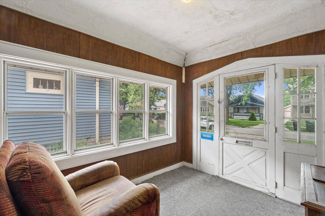 Wauwatosa, WI 53213,2140 N 64th STREET