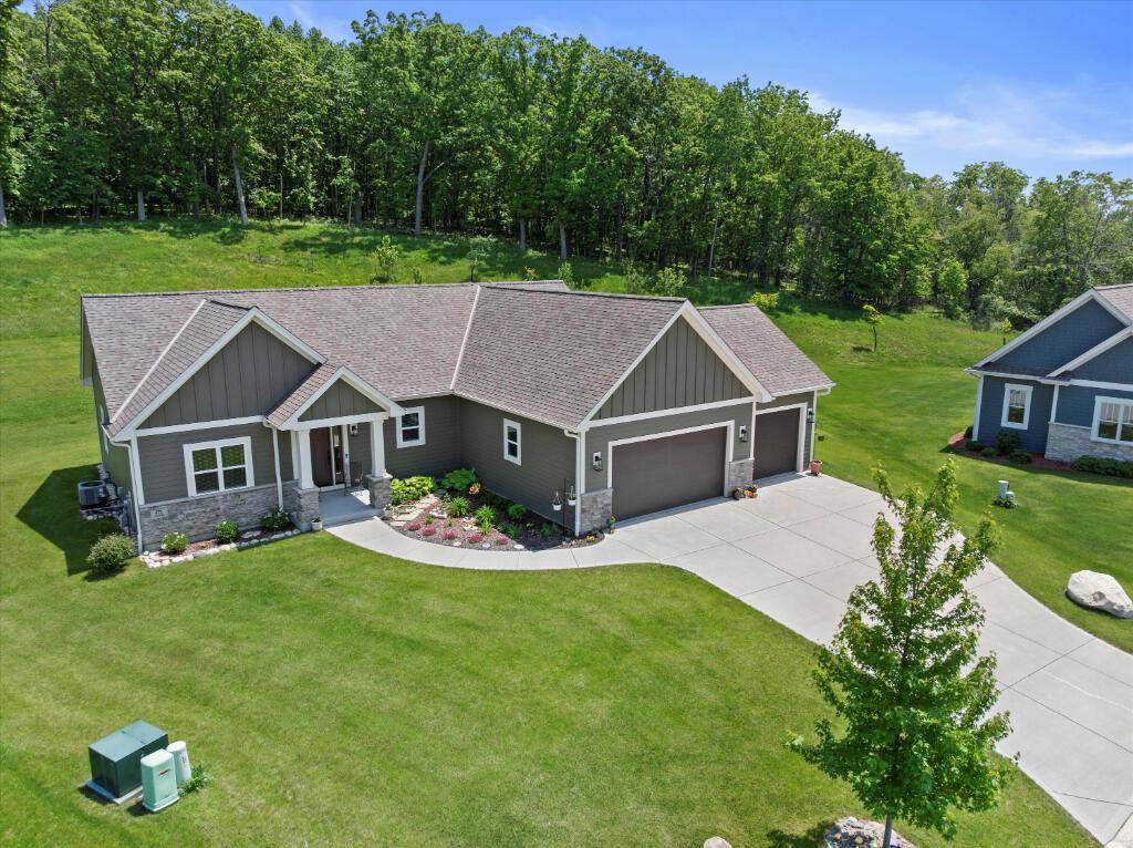 Sussex, WI 53089,W237N6842 Ancient Oaks COURT