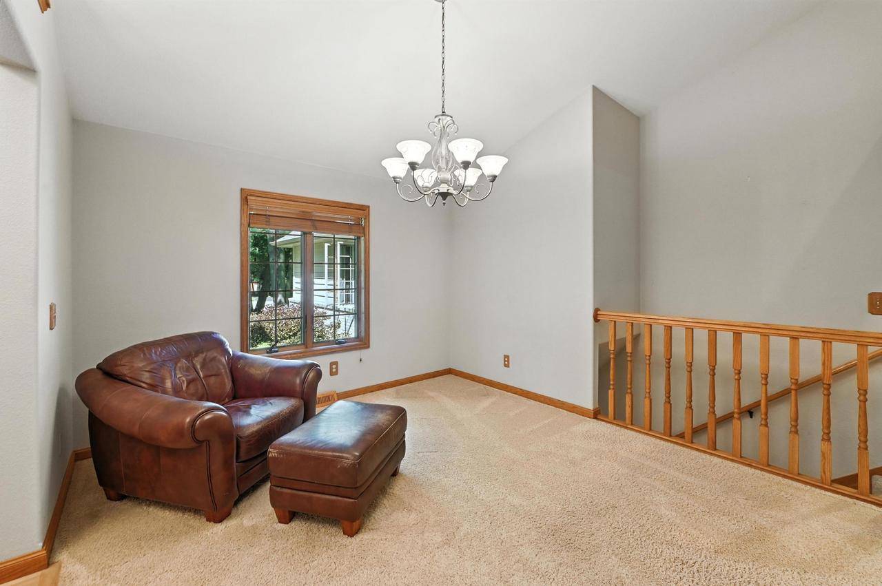 Slinger, WI 53086,520 Bayberry LANE