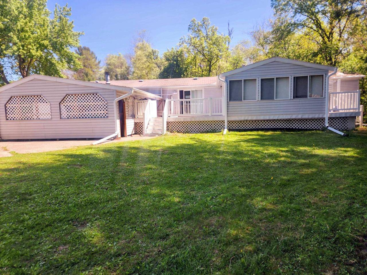 Wisconsin Dells, WI 53965,610 COMMERCIAL Avenue #640