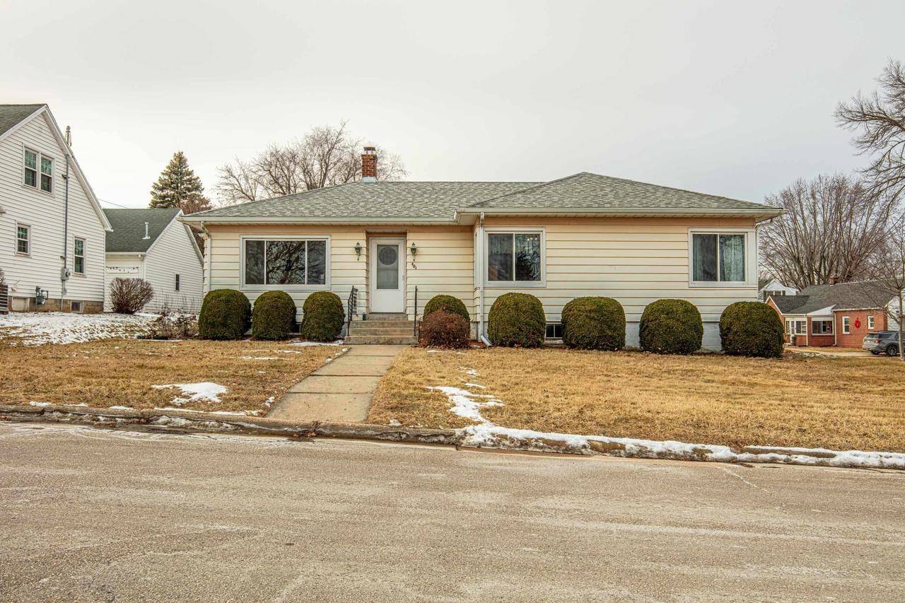 New Glarus, WI 53574,401 5th Street