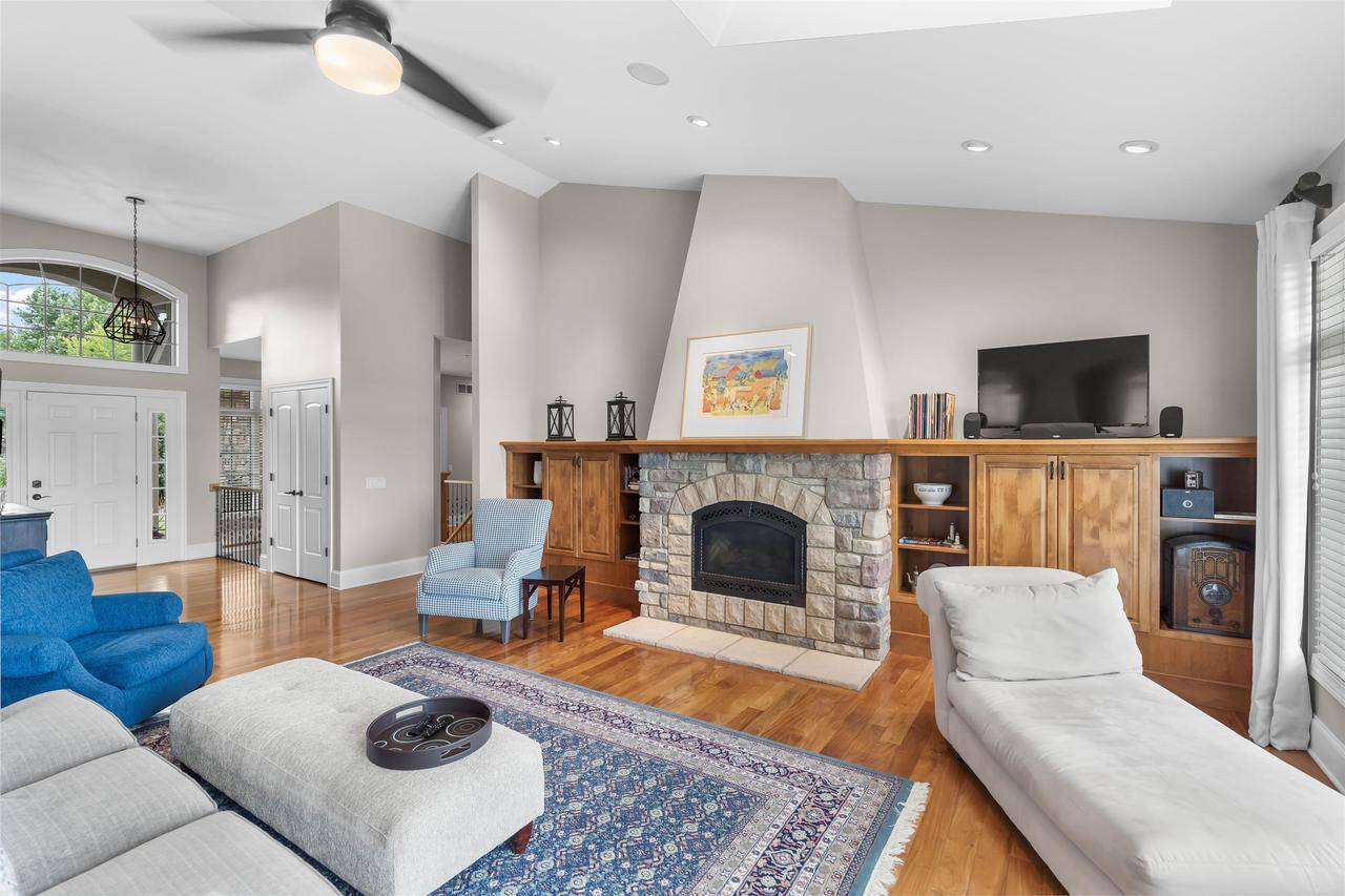 Waunakee, WI 53597,1420 Blue Ridge Trail