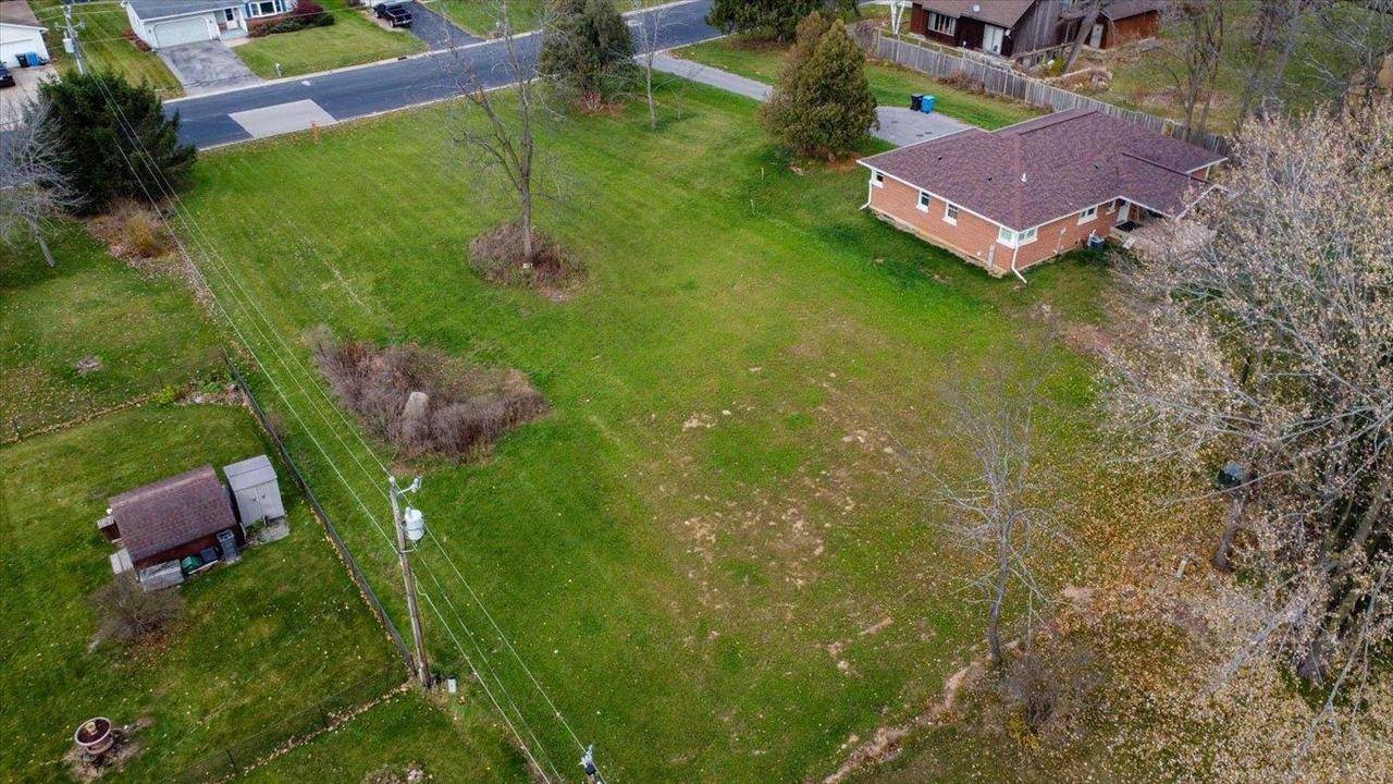 Verona, WI 53593,207 N Nine Mound Road