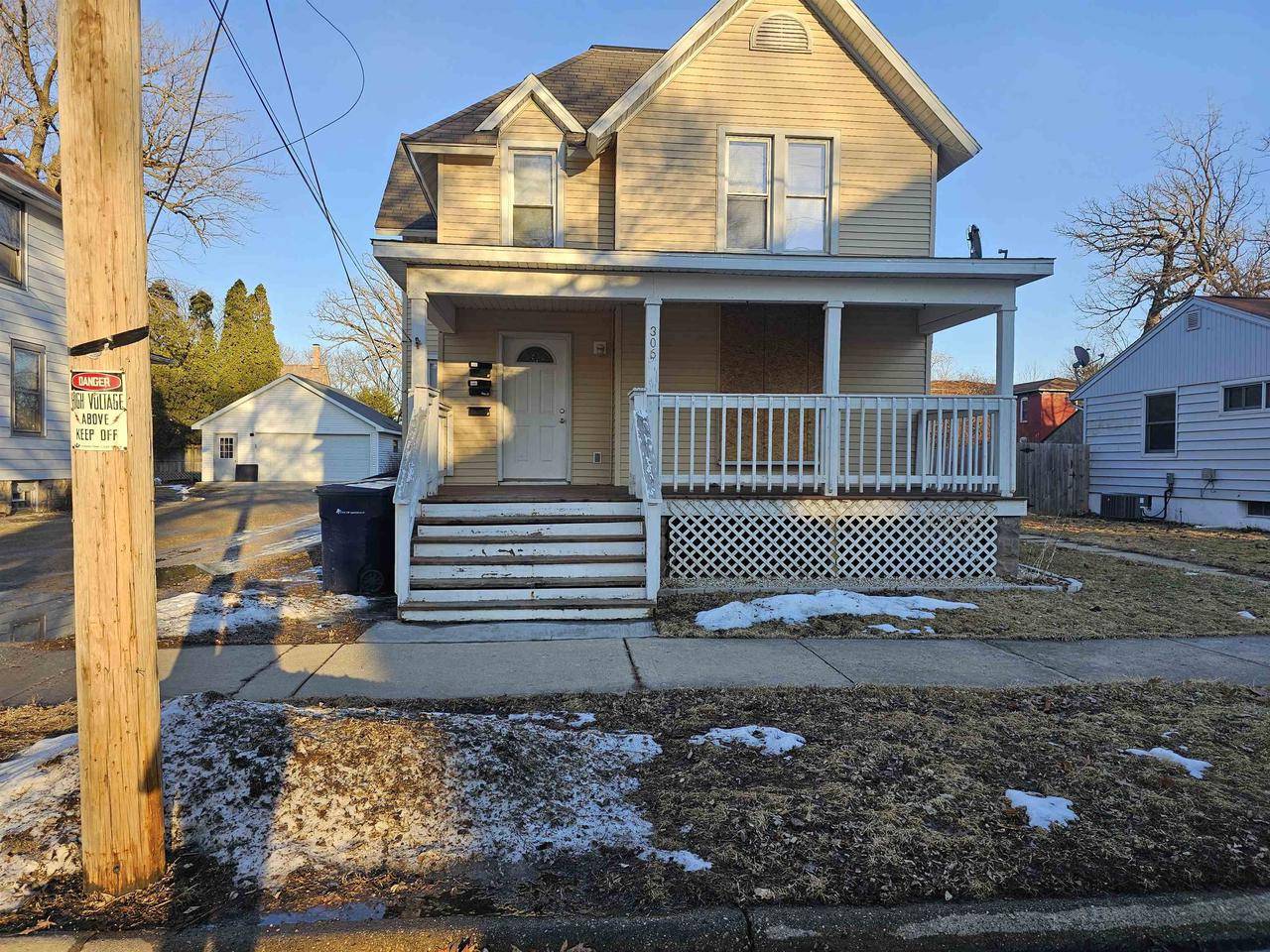 Janesville, WI 53548,306 N Washington Street
