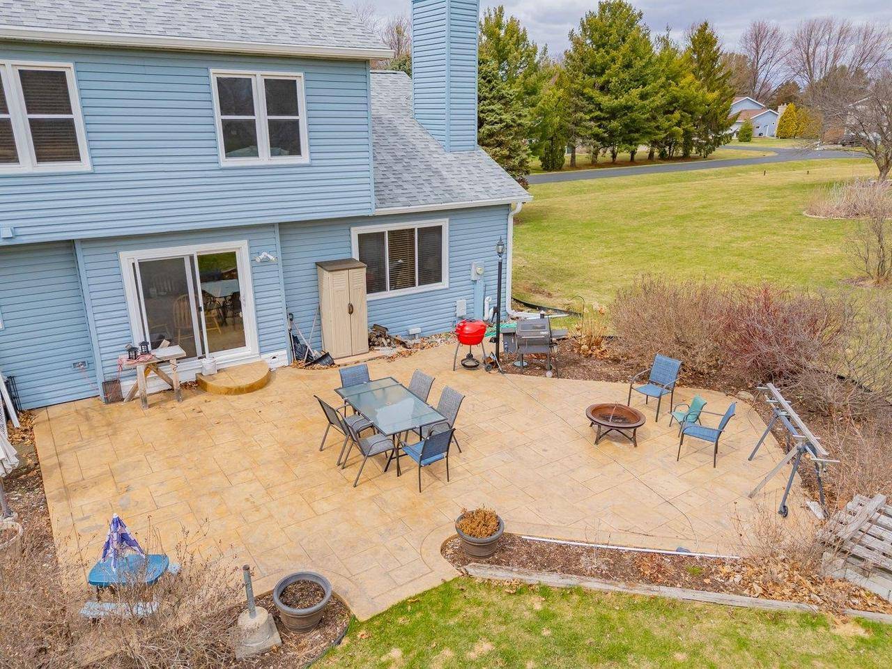 Sun Prairie, WI 53590,6236 Berkshire Lane
