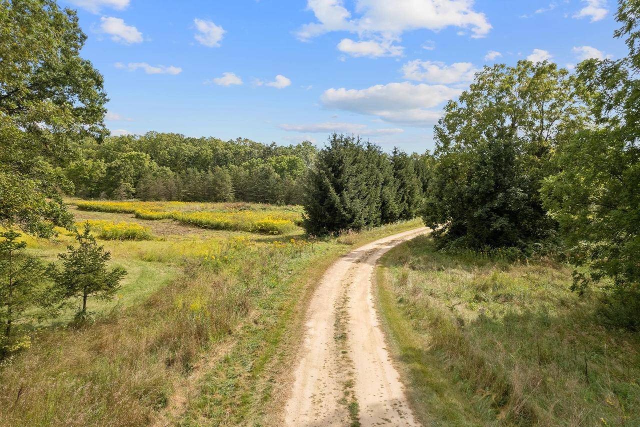 Barneveld, WI 53507,2458 County Road H