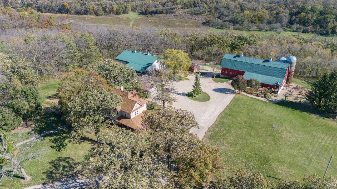 Barneveld, WI 53507,8180 Langberry Road