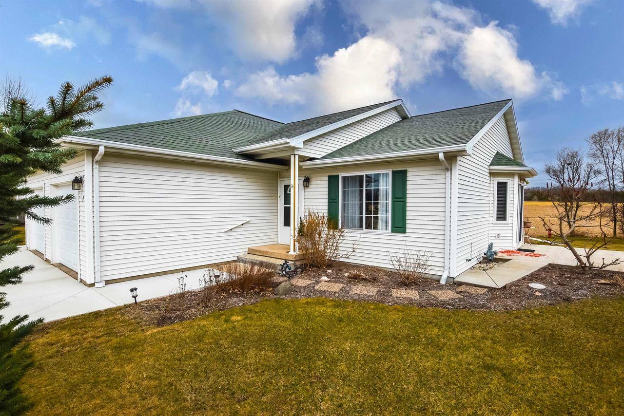 Green Lake, WI 54941,870 Patricia Court #14