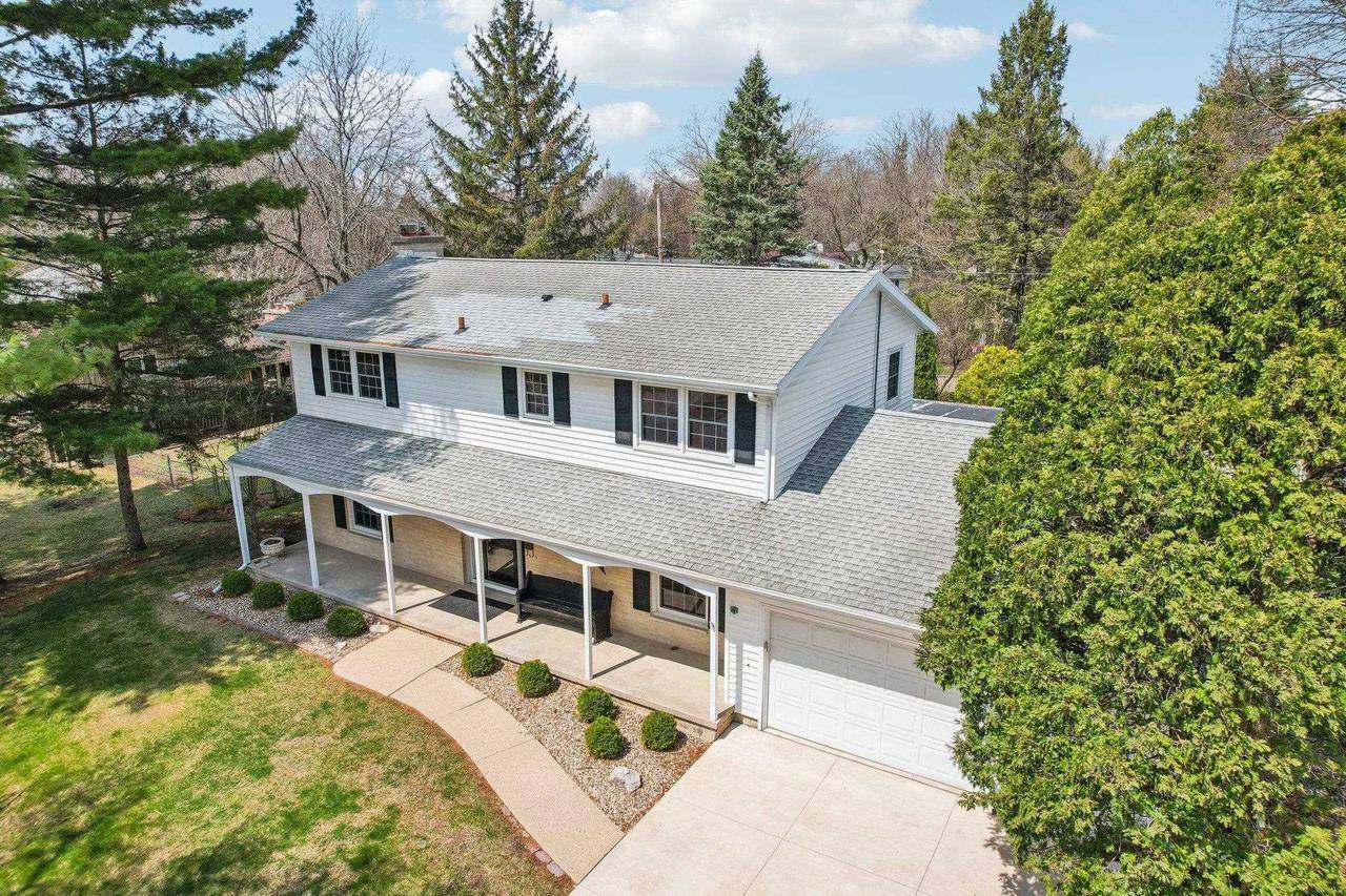 Madison, WI 53711,6206 Davenport Drive