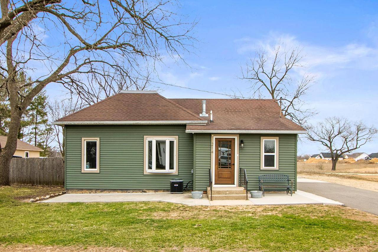 Pardeeville, WI 53954,214 Maple Street