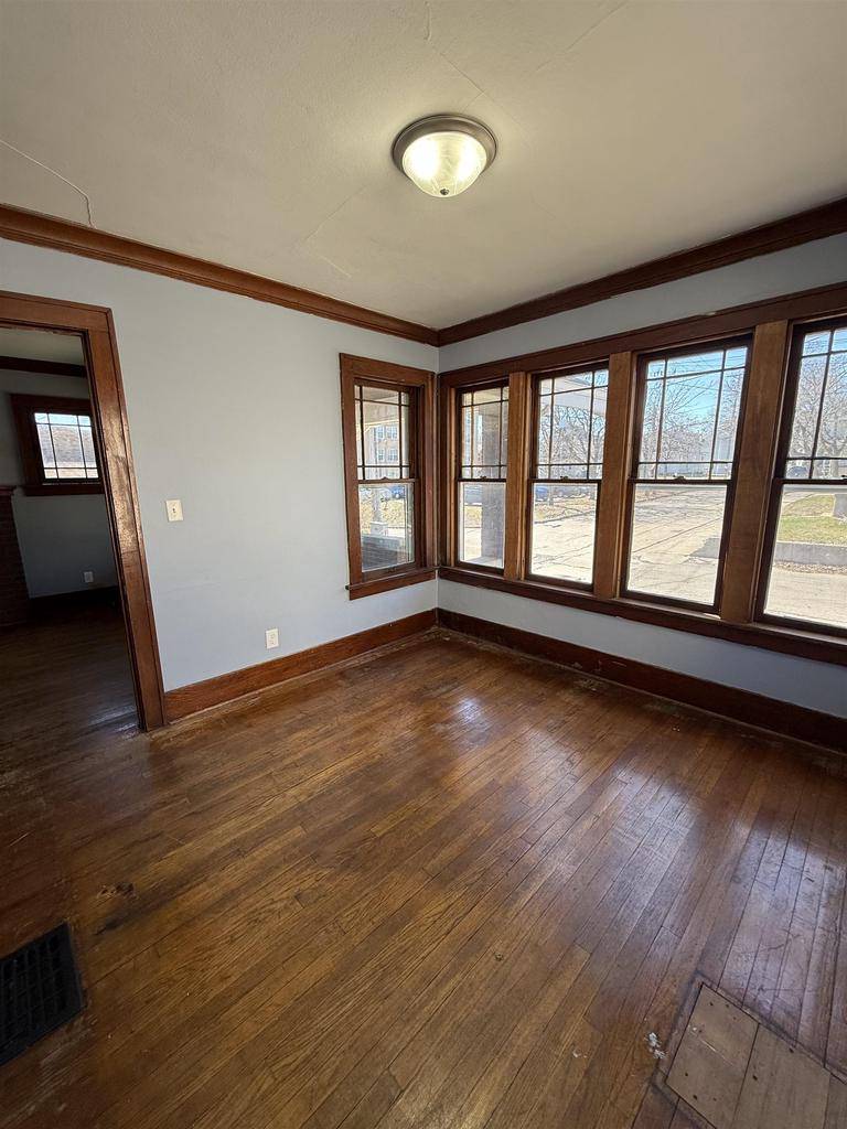 Beloit, WI 53511,623 Gaston Drive