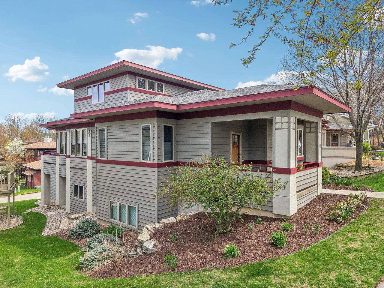 Middleton, WI 53562,3422 John Muir Drive