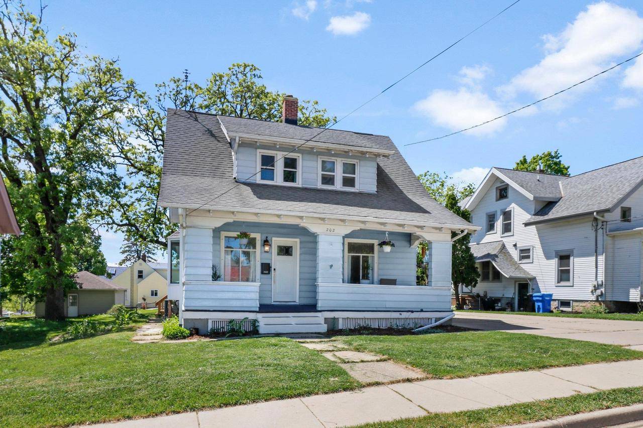 Mount Horeb, WI 53572,202 Lake Street