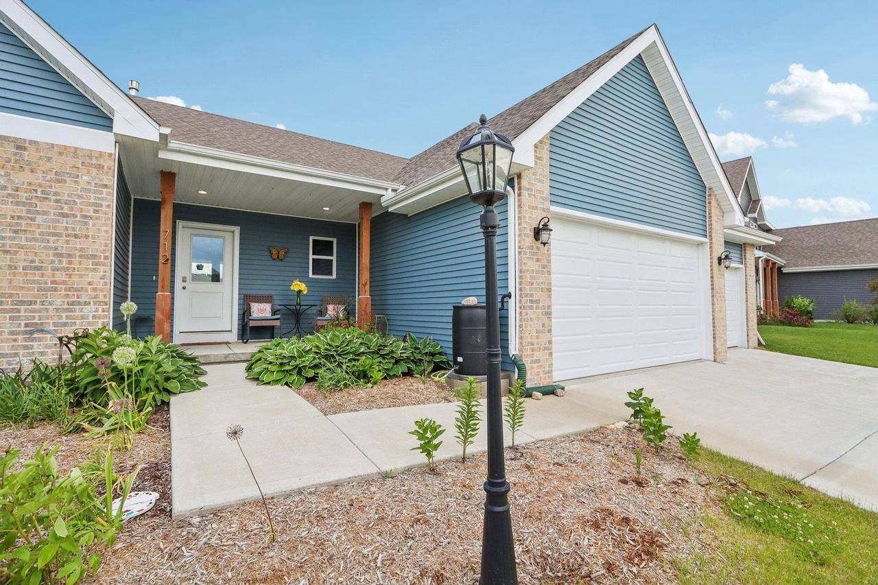 Cambridge, WI 53523,712 Kenseth Way