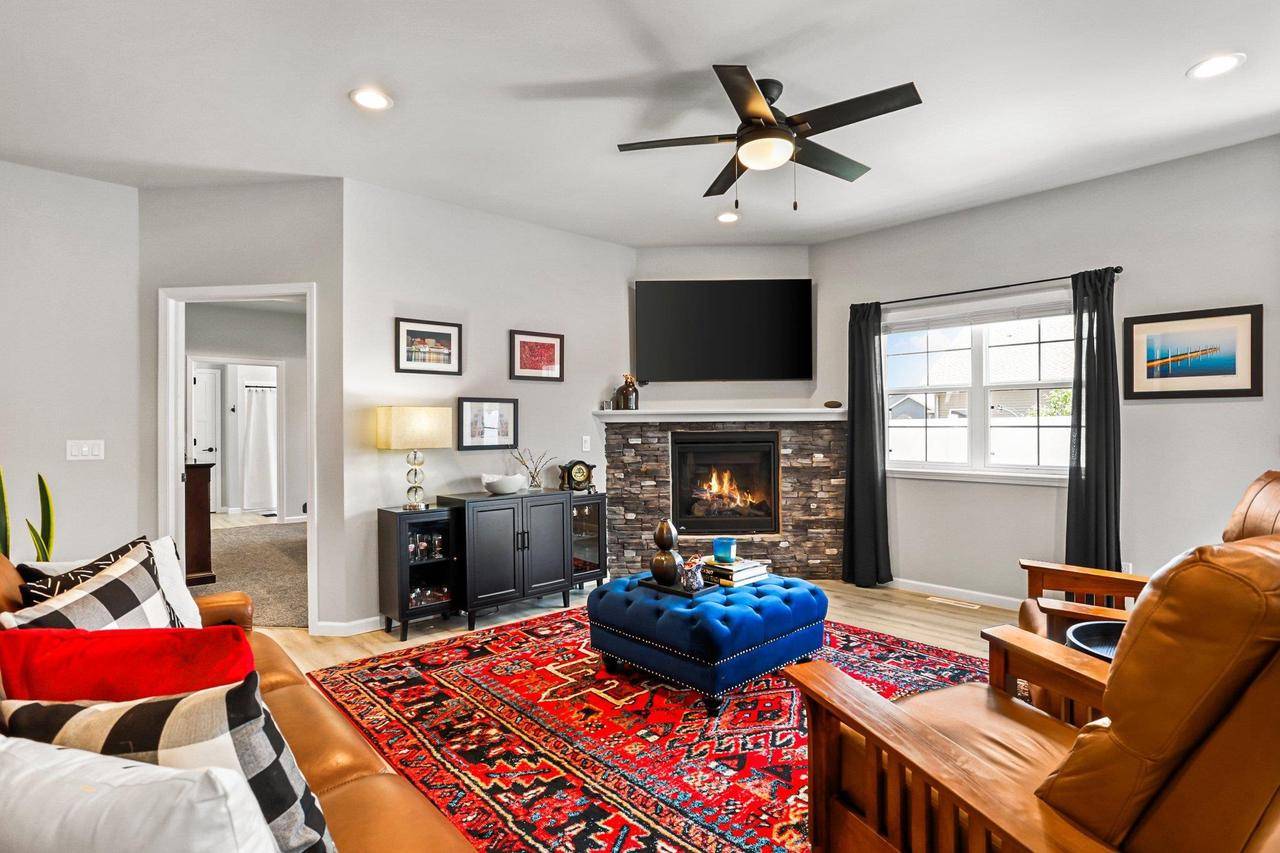 Belleville, WI 53508,204 Bonnie Lane