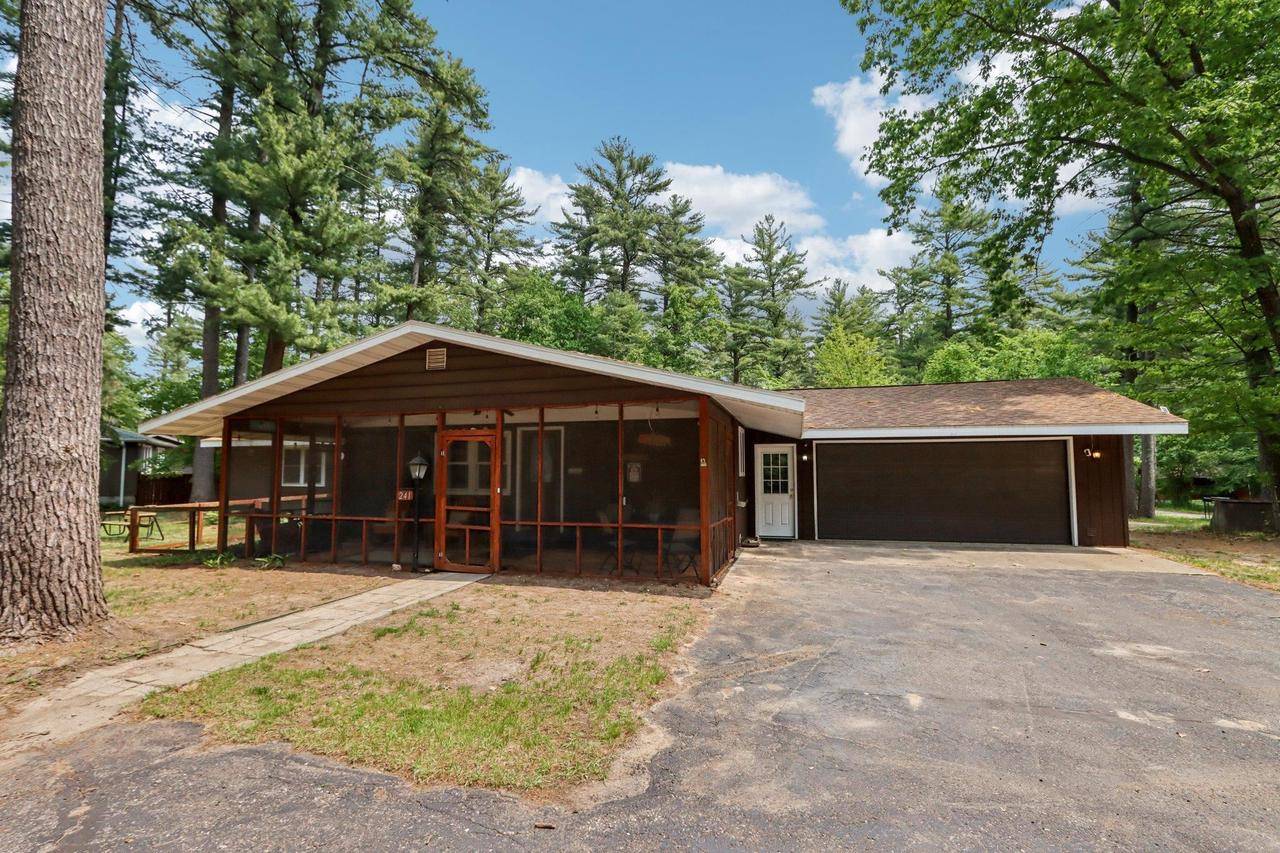 Wisconsin Dells, WI 53965,241 Mariealain Drive