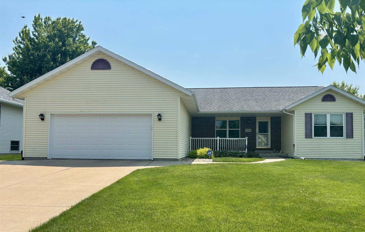Sun Prairie, WI 53590,1319 Chadsworth Drive