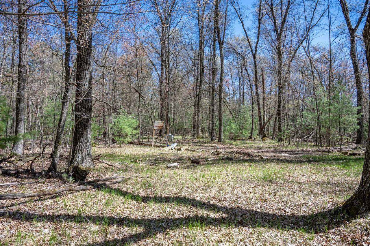 Hancock, WI 54943,607 Badger Drive