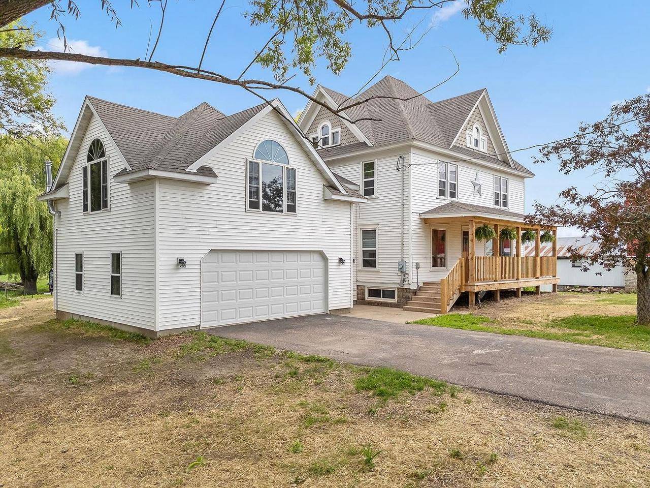Reedsburg, WI 53959,E6352 Ski Hill Road