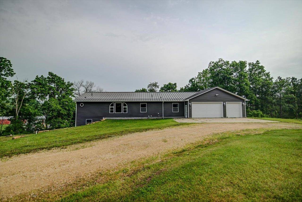 Black Earth, WI 53515,4900 County Road F