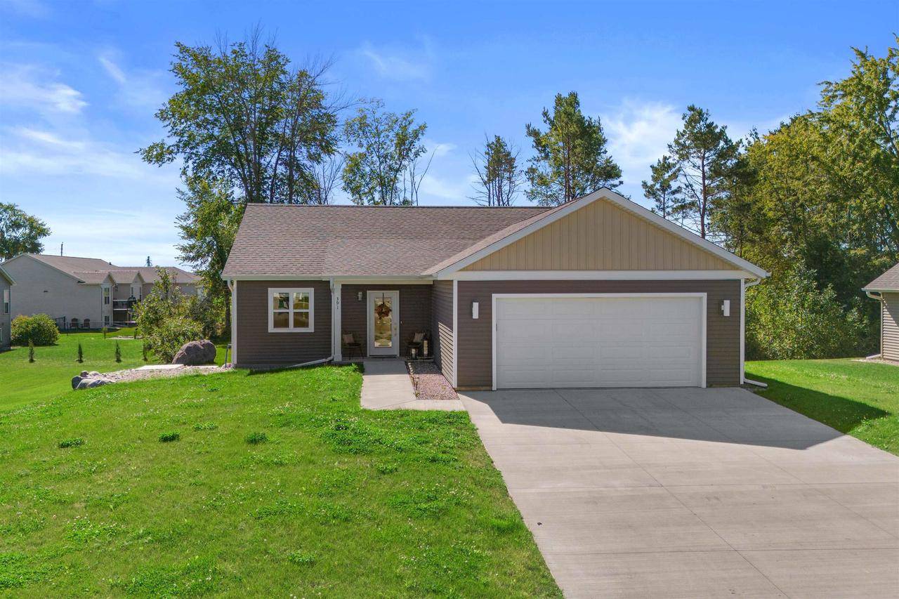 Amherst, WI 54406,391 ROARK WAY