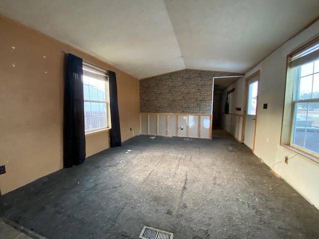 Coloma, WI 54930,587 E KING STREET