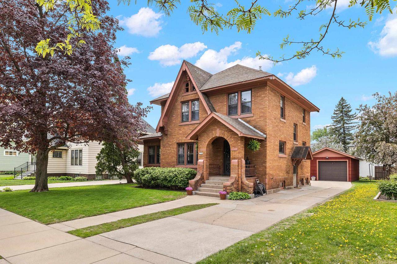 Stevens Point, WI 54481,1734 PLOVER STREET