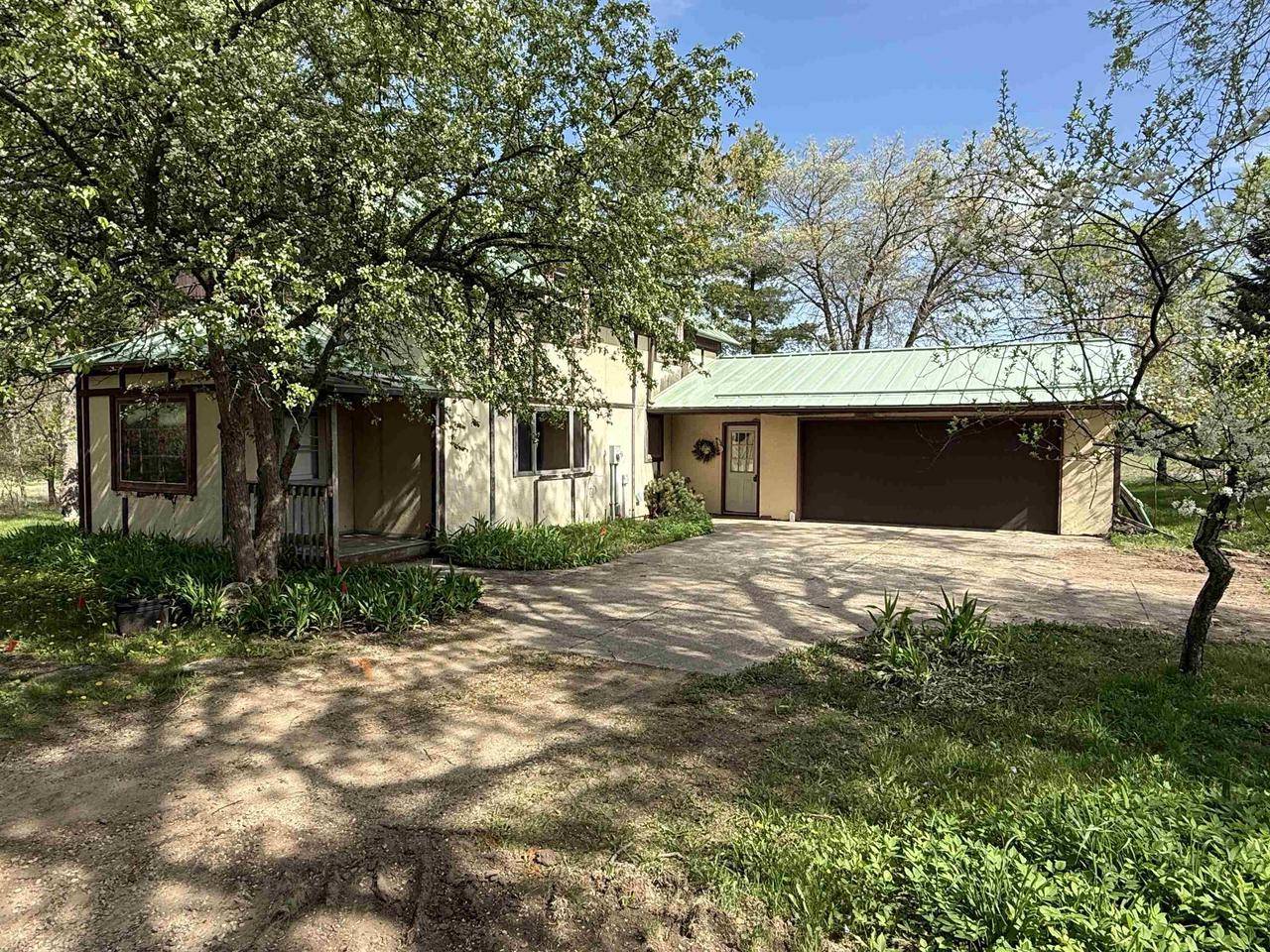 Amherst Junction, WI 54407,10796 COUNTY ROAD Z