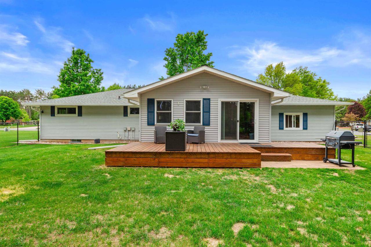 Stevens Point, WI 54481,3255 HOWARD AVENUE
