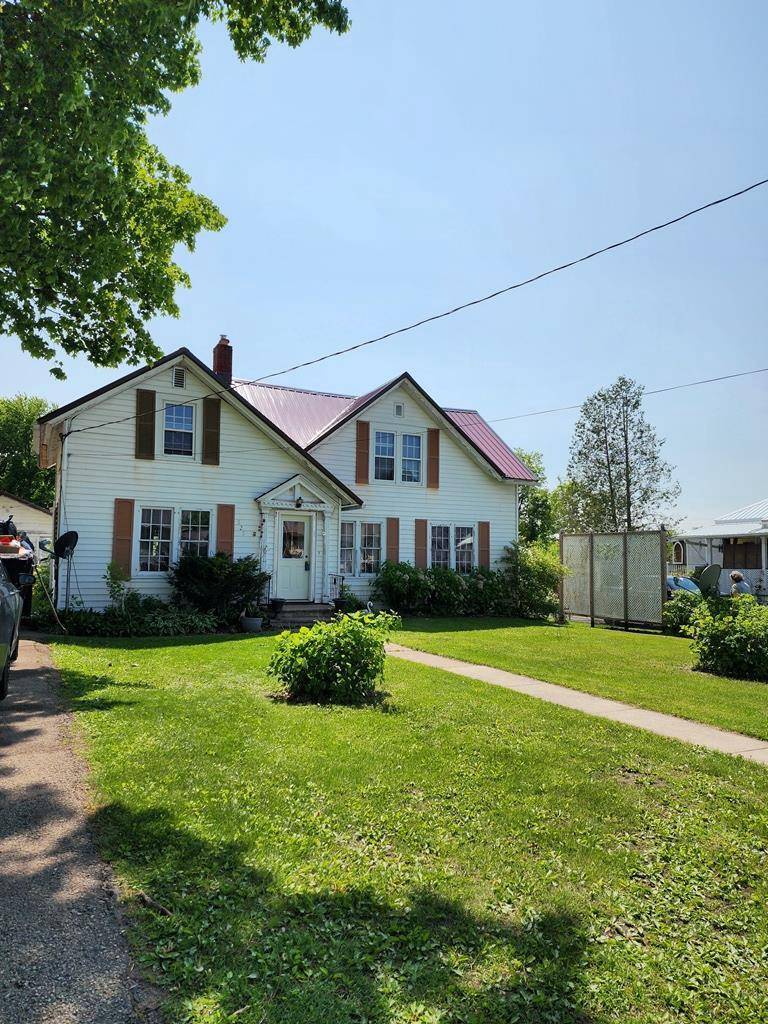 Tigerton, WI 54486,323 SPAULDING STREET