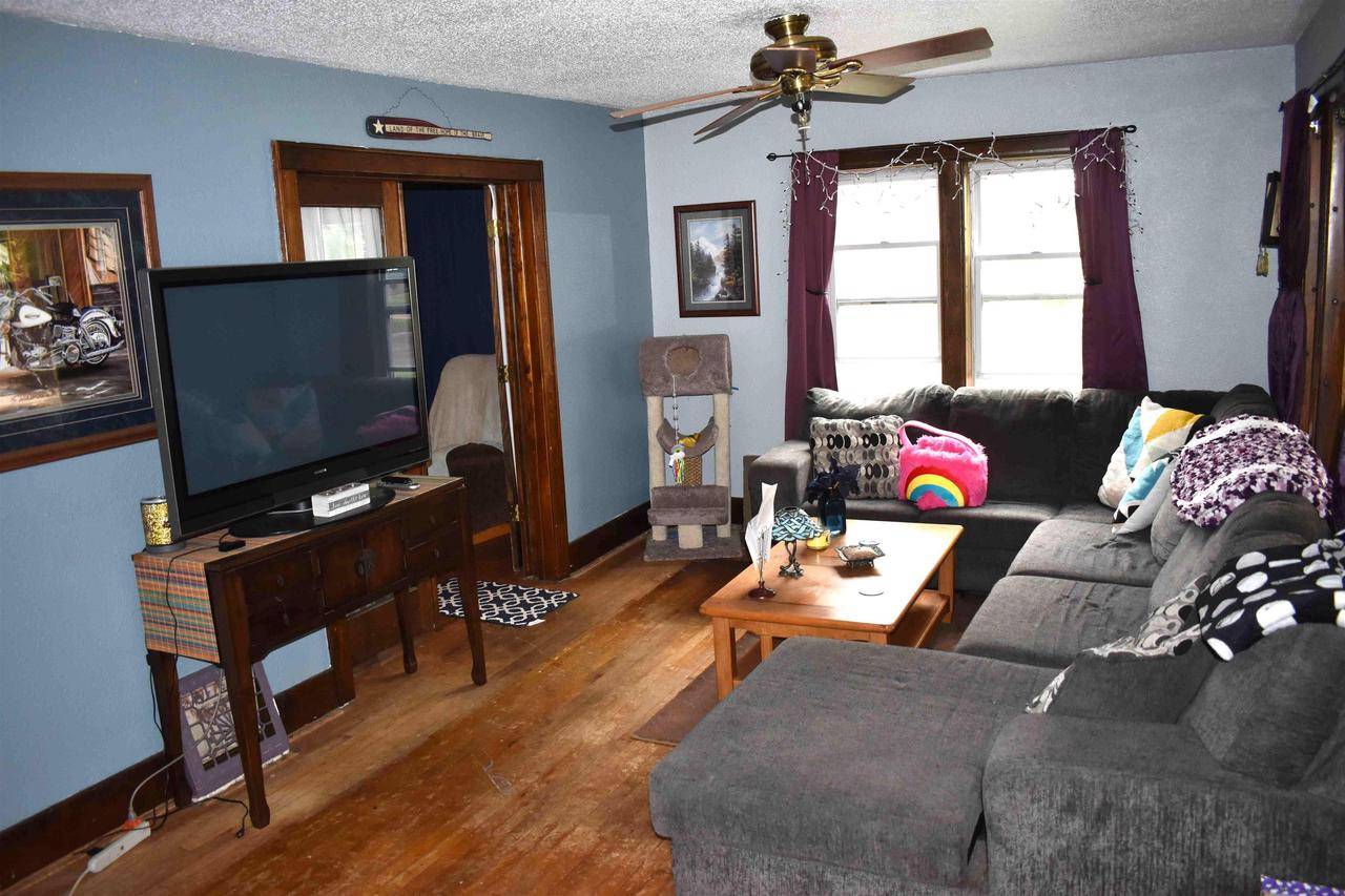 Stevens Point, WI 54481,2117 LINCOLN AVENUE