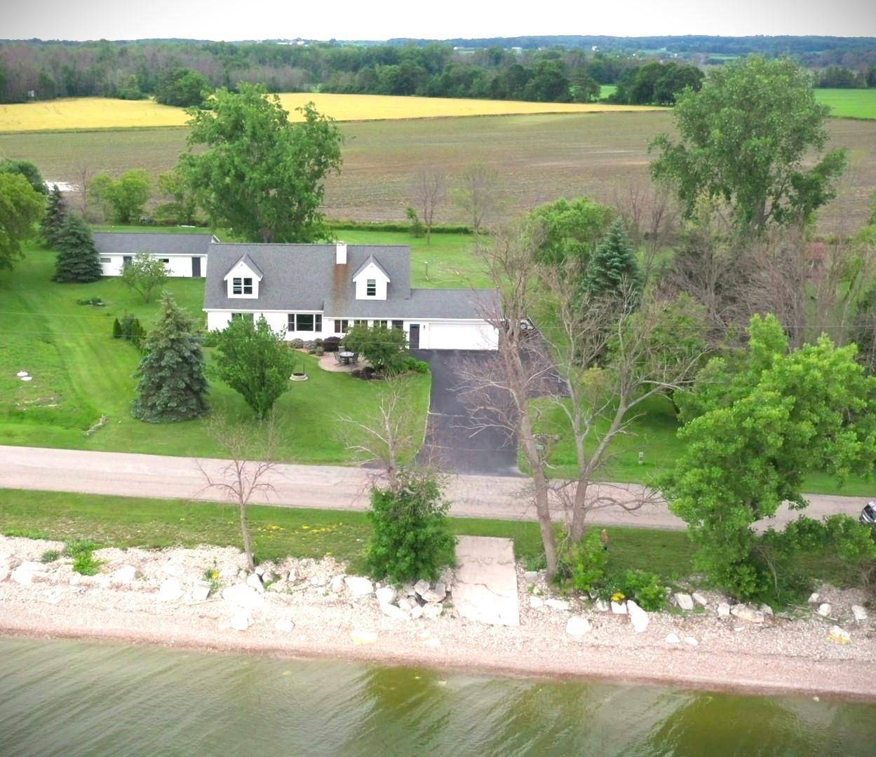Brussels, WI 54204,1126 S BAY SHORE ROAD