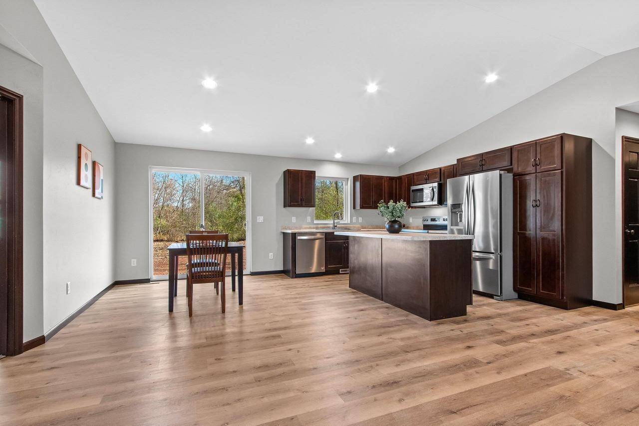 Oshkosh, WI 54904,5111 TAMARACK TRAIL