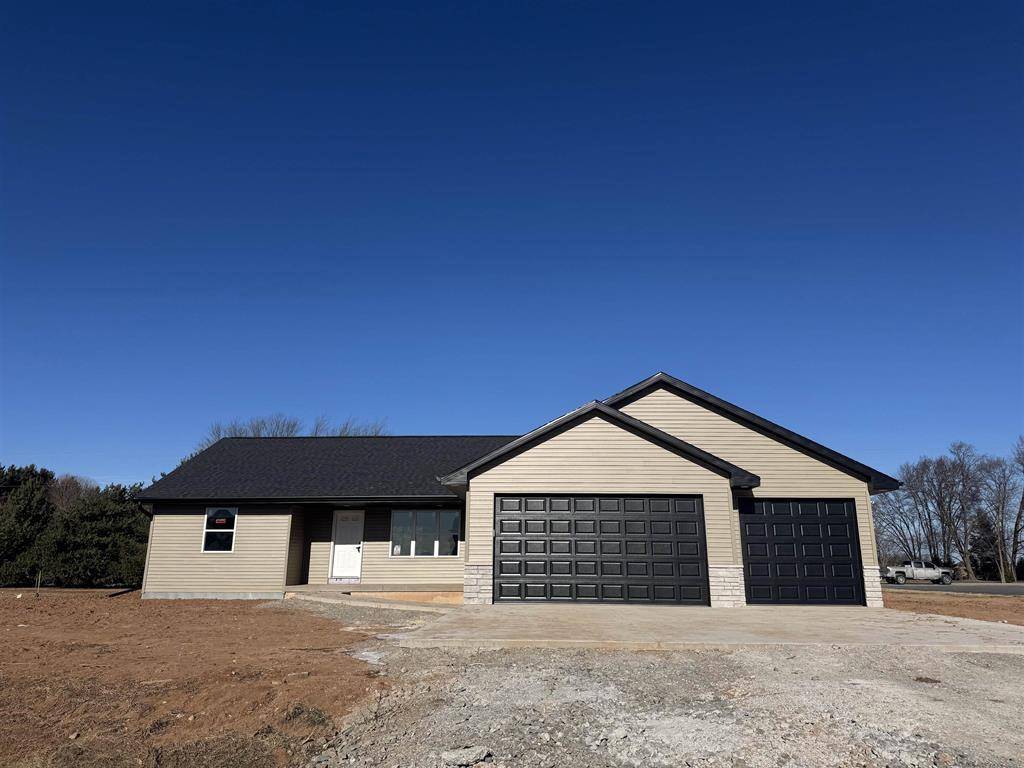 Oshkosh, WI 54904,5111 TAMARACK TRAIL