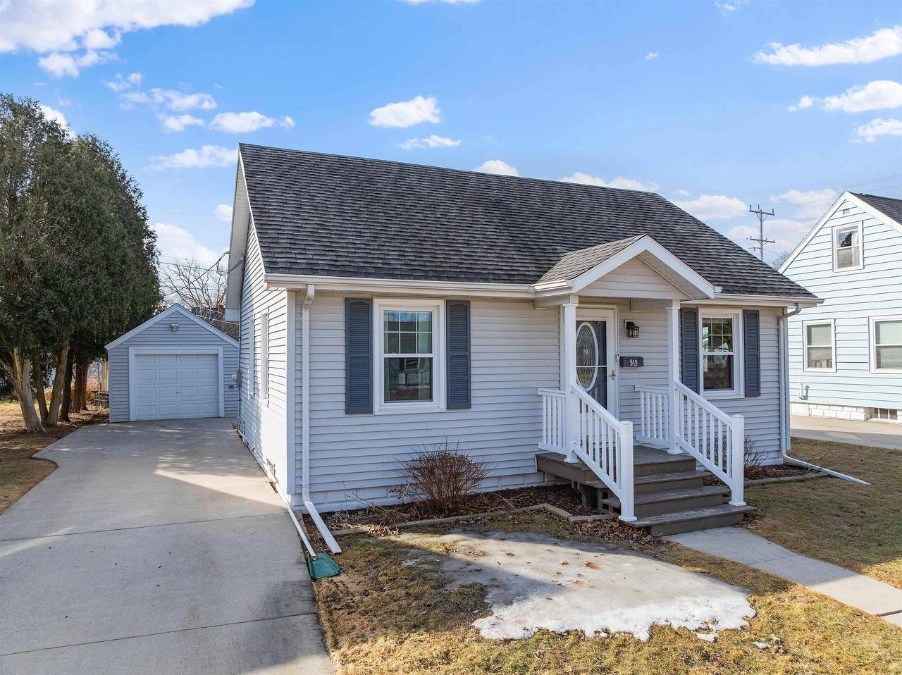 Neenah, WI 54956,949 ADAMS STREET