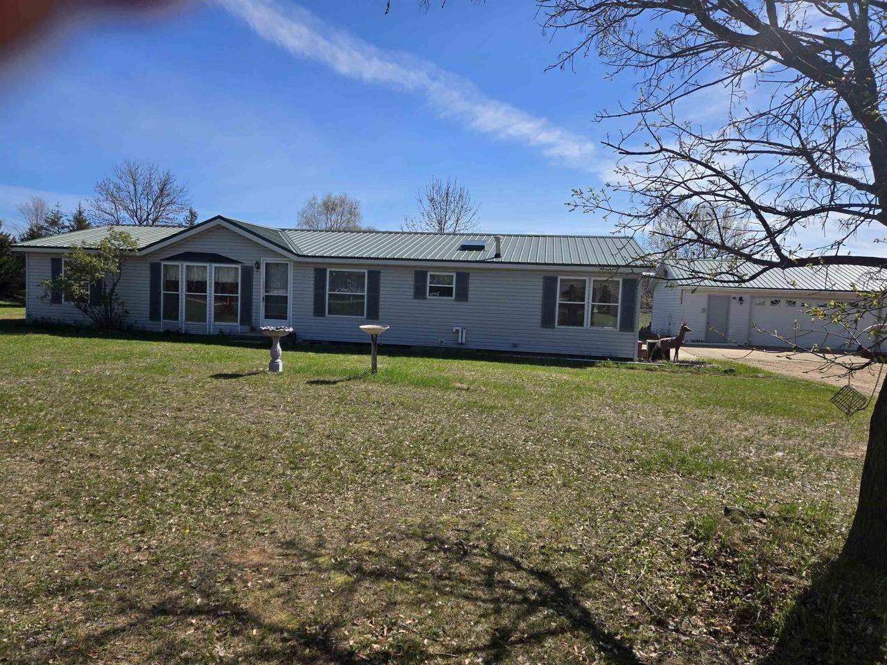Weyauwega, WI 54983,3550 BEHNKE ROAD