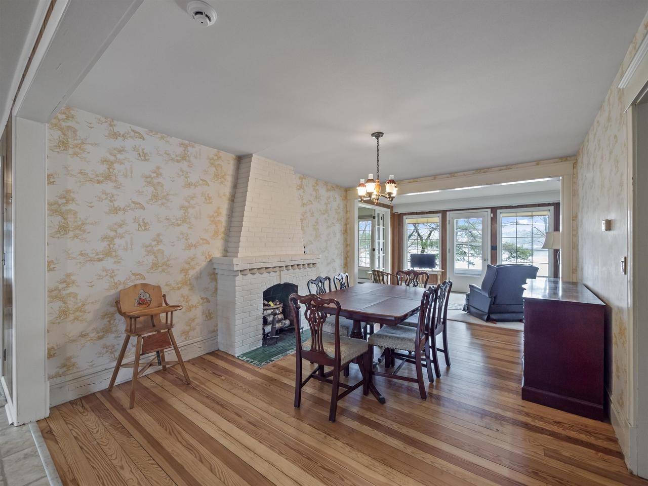Waupaca, WI 54981,N2361 LONG COVE DRIVE