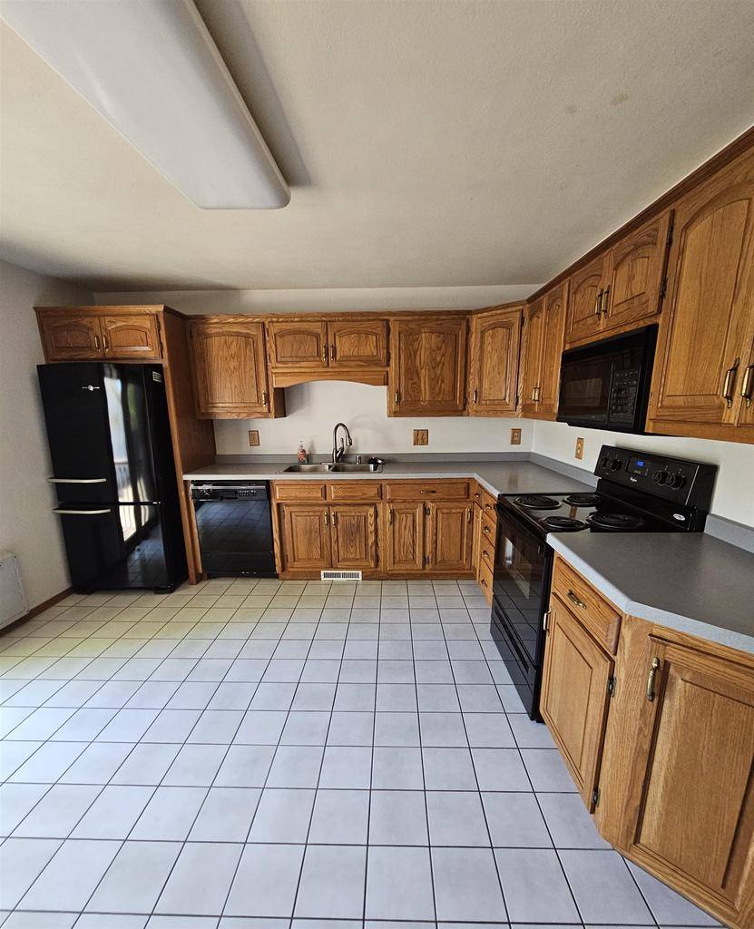 Menasha, WI 54952,1247 GOSS AVENUE