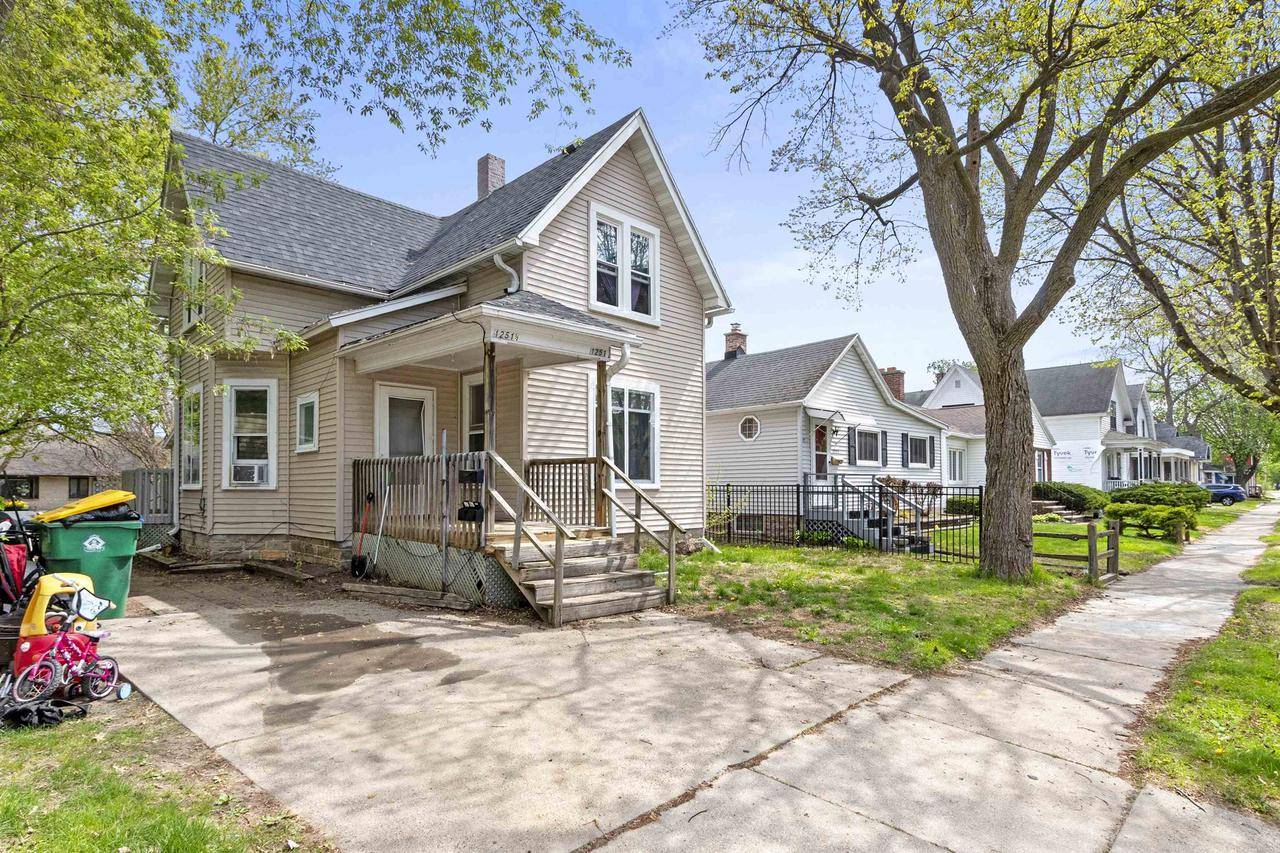 Green Bay, WI 54302,1251 ELM STREET