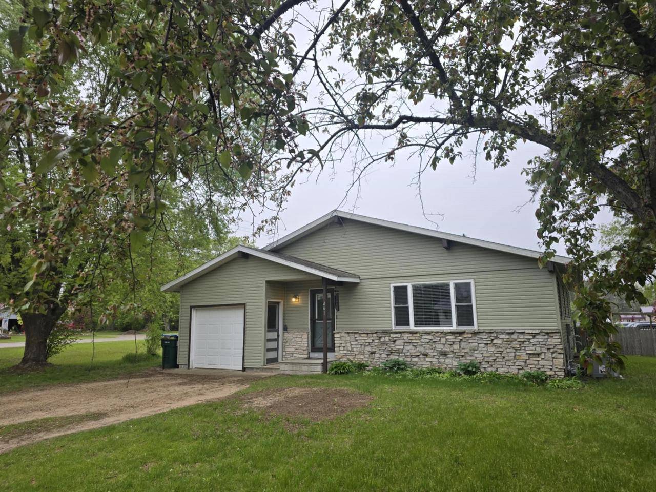 Wautoma, WI 54982,461 E GREEN MEADOW DRIVE
