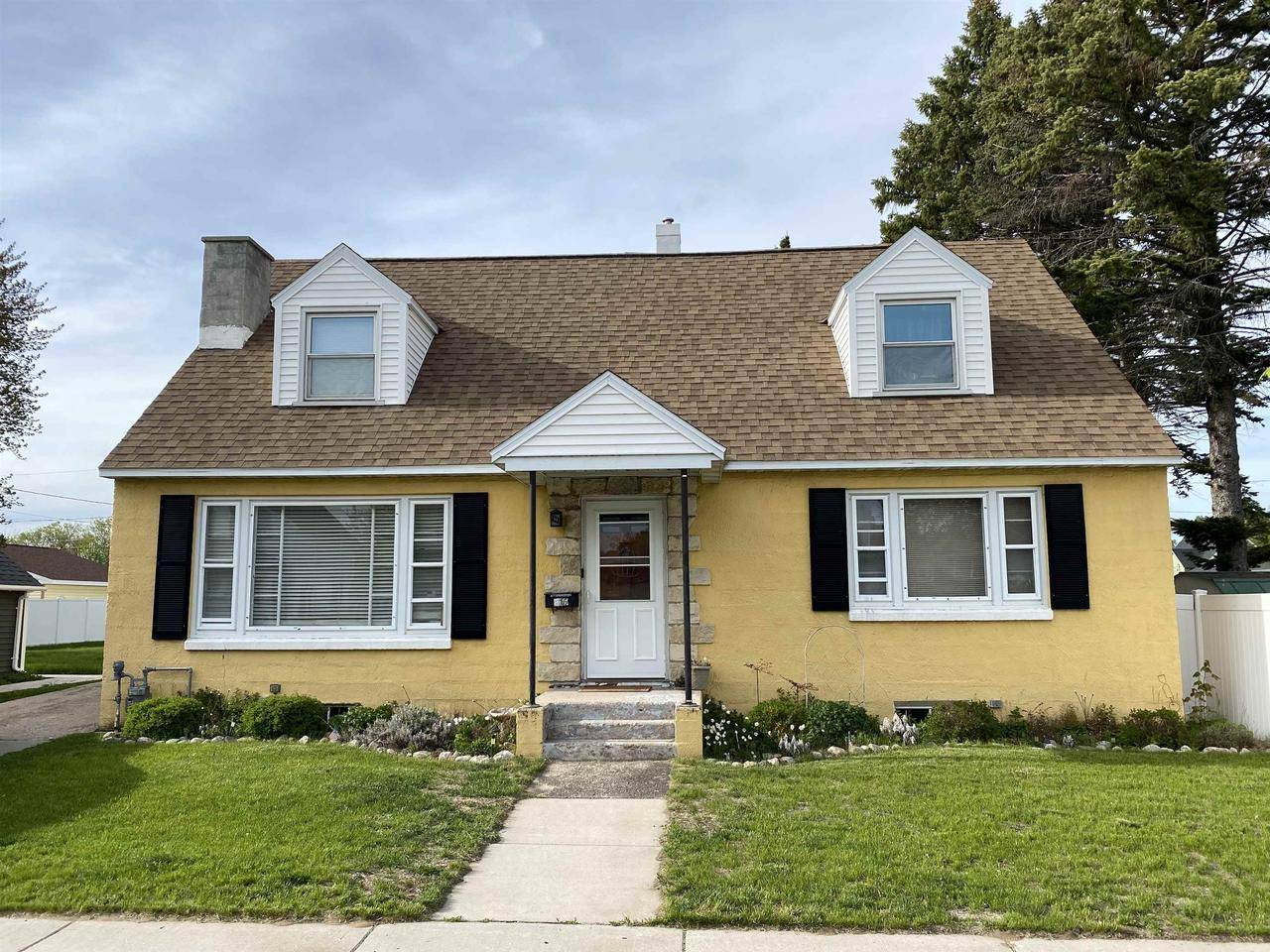 Marinette, WI 54143,816 GLADSTONE STREET