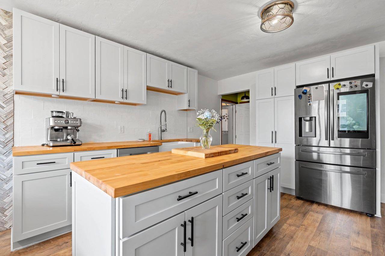 New London, WI 54961,410 E WASHINGTON STREET