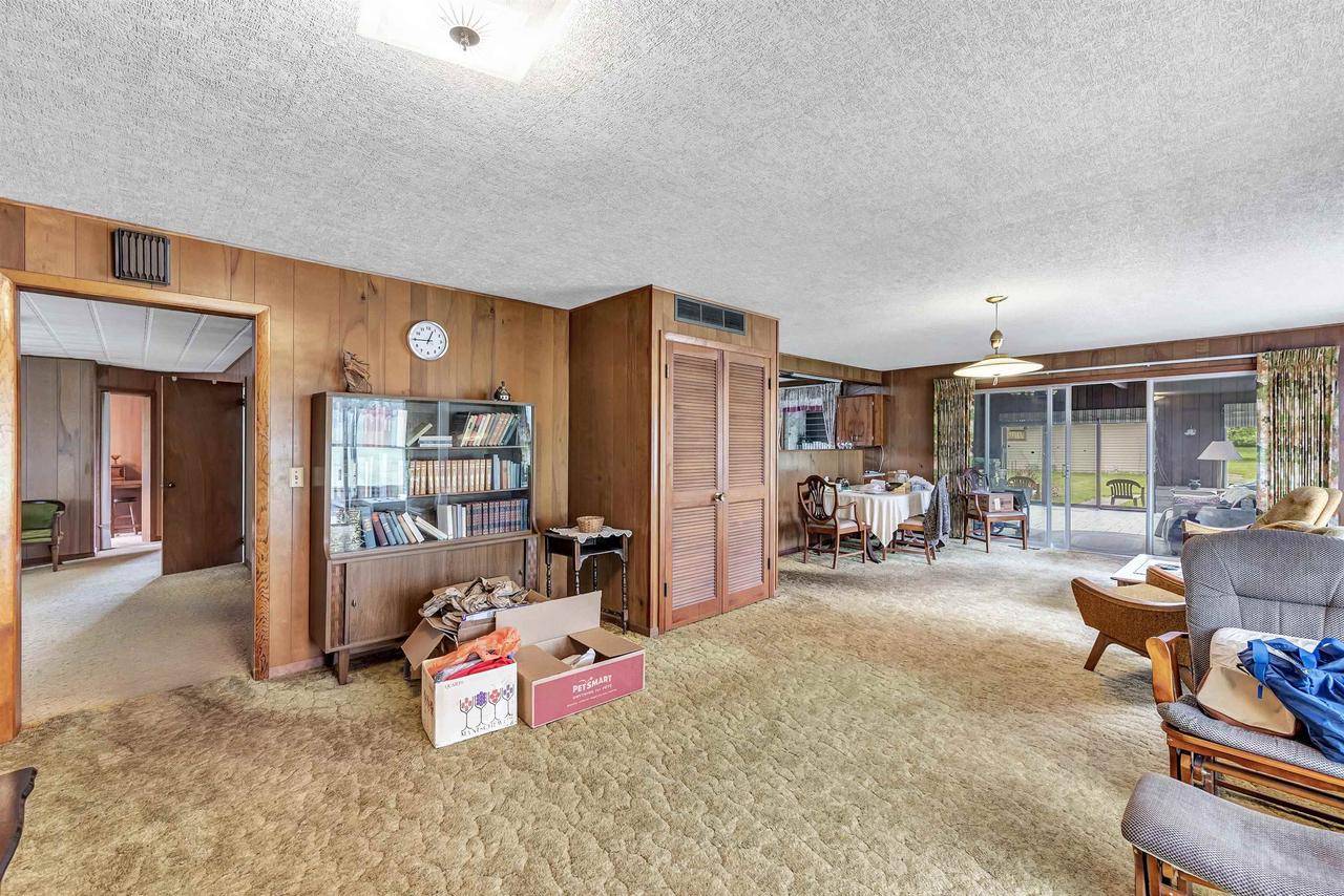 Winneconne, WI 54986,127 N 7TH STREET