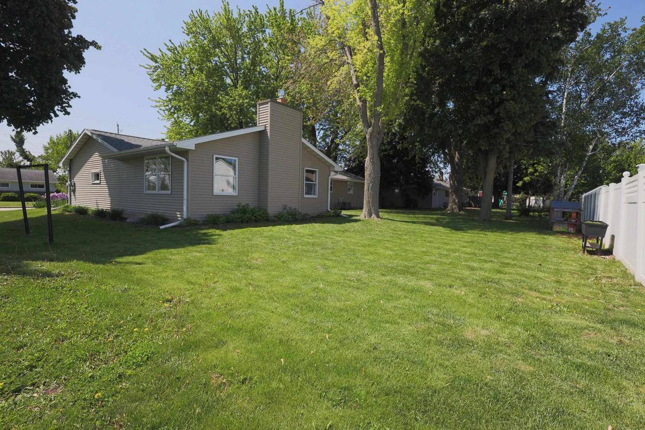 Wrightstown, WI 54180,910 PARK STREET