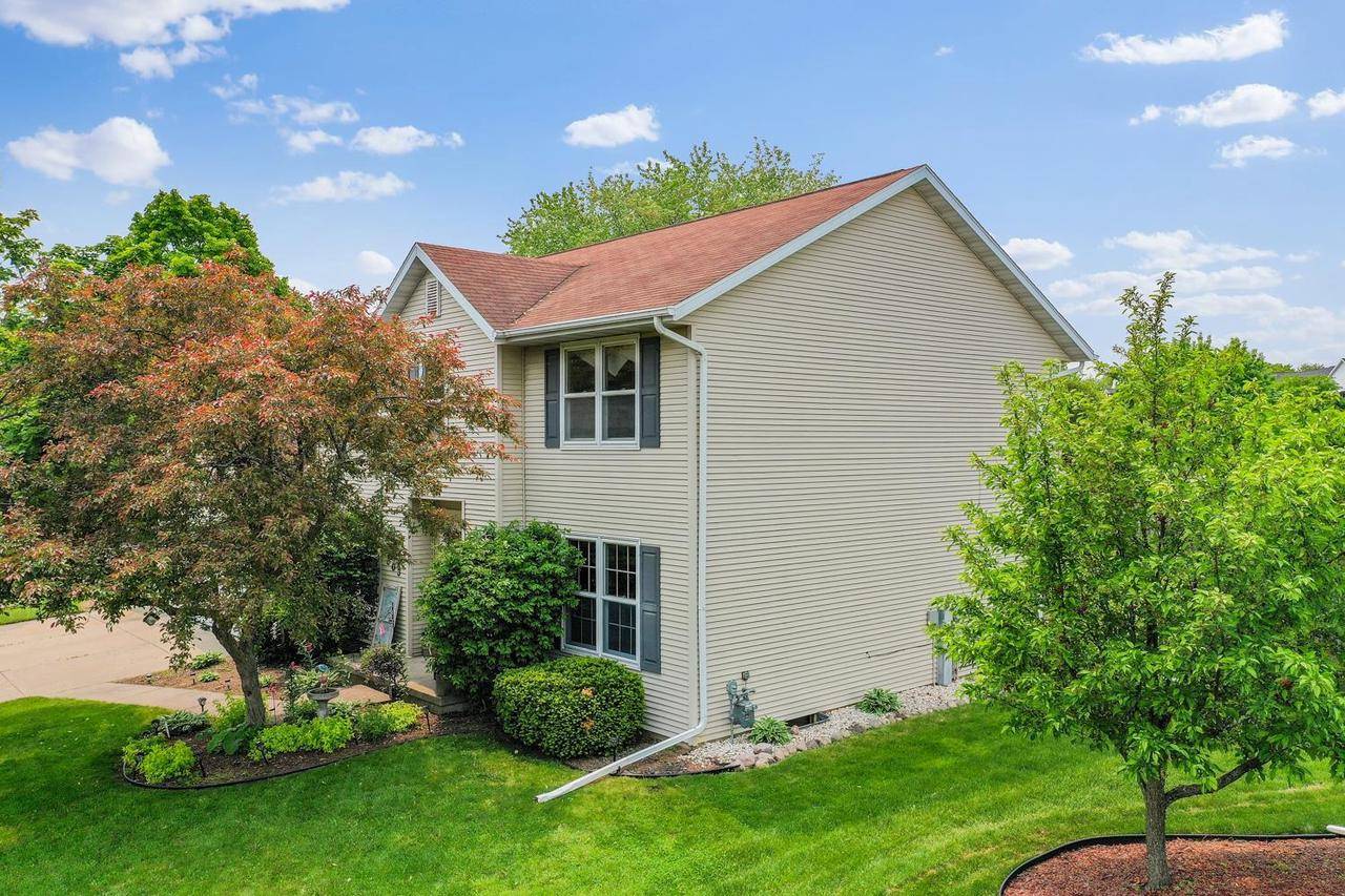 De Pere, WI 54115,803 W GILE CIRCLE