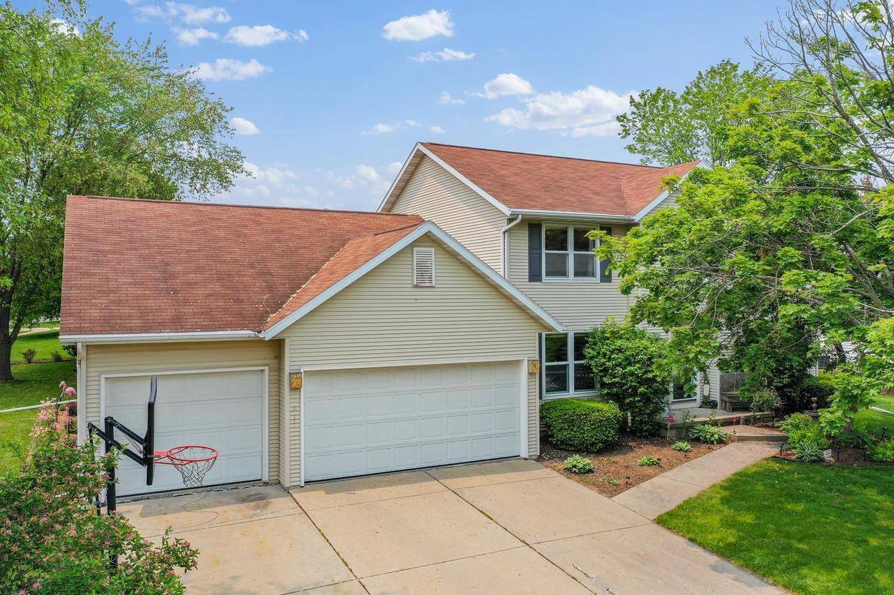 De Pere, WI 54115,803 W GILE CIRCLE