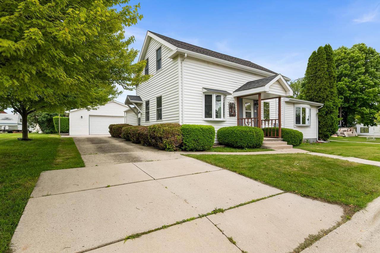 Reedsville, WI 54230,542 MADISON STREET