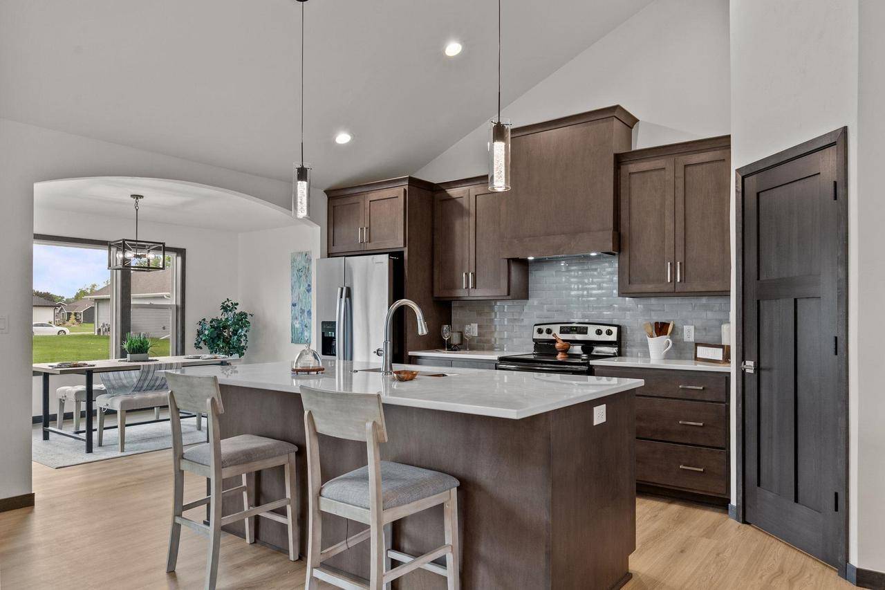 De Pere, WI 54115,1338 HIGHLAND RIDGE DRIVE