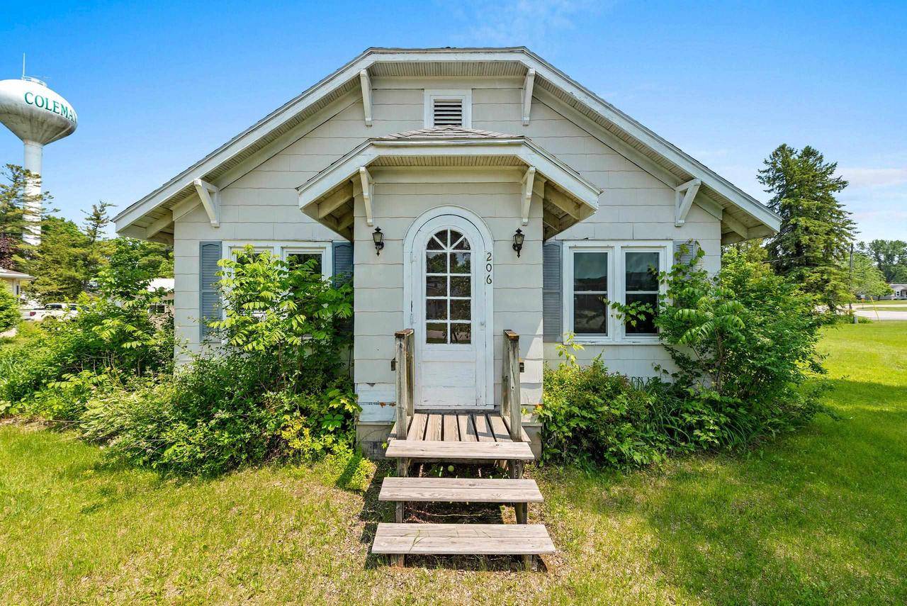 Coleman, WI 54112,206 LINDA LANE